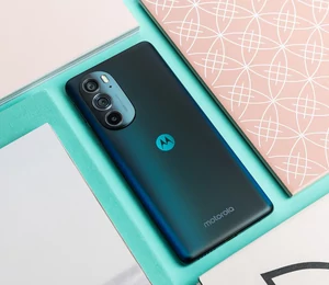 Motorola edge 30 Pro : un concurrent au Galaxy S22 Ultra à moins de 800 euros